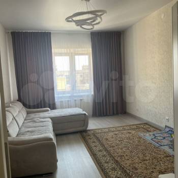 Продается 2-х комнатная квартира, 694 м²