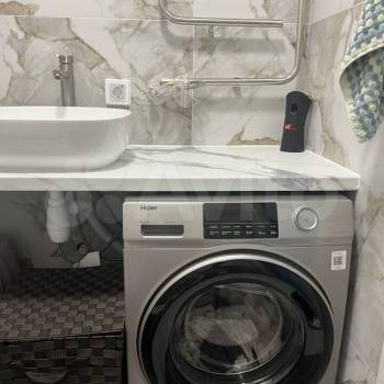 Продается 2-х комнатная квартира, 694 м²