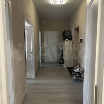 Продается 2-х комнатная квартира, 694 м²