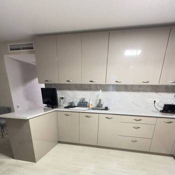 Продается 2-х комнатная квартира, 98,2 м²