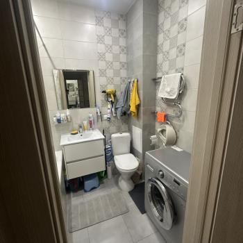 Продается 1-комнатная квартира, 37 м²