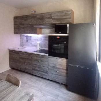 Продается Многокомнатная квартира, 77,7 м²