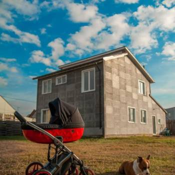 Продается Дом, 180 м²