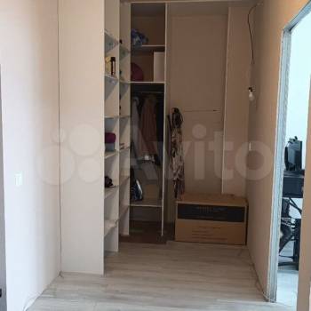 Продается 1-комнатная квартира, 50 м²