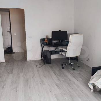 Продается 1-комнатная квартира, 50 м²