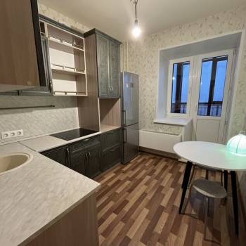 Продается 1-комнатная квартира, 40,4 м²