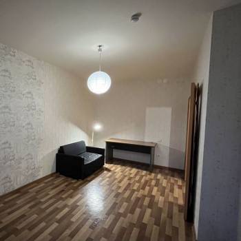 Продается 1-комнатная квартира, 40,4 м²