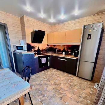 Продается 2-х комнатная квартира, 66 м²