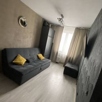 Продается 3-х комнатная квартира, 46,8 м²