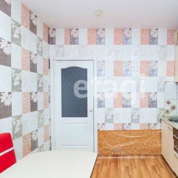 Продается 1-комнатная квартира, 40,6 м²