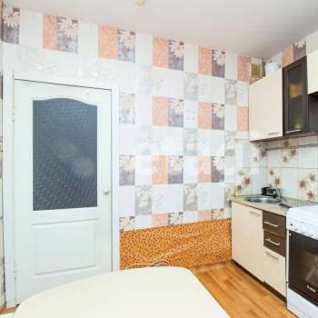 Продается 1-комнатная квартира, 40,6 м²