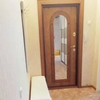 Продается 1-комнатная квартира, 82 м²