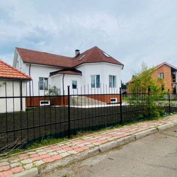 Продается Дом, 320 м²