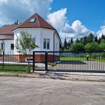 Продается Дом, 320 м²
