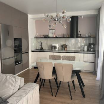 Продается 3-х комнатная квартира, 77,6 м²