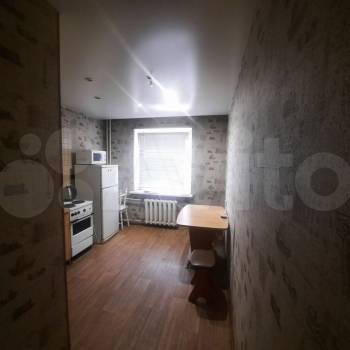 Продается 1-комнатная квартира, 42 м²