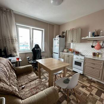 Продается 1-комнатная квартира, 39,3 м²