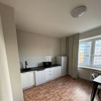 Сдается 2-х комнатная квартира, 70 м²