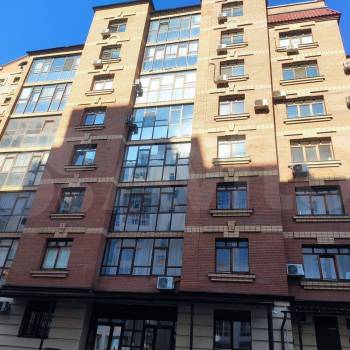 Сдается 1-комнатная квартира, 53 м²