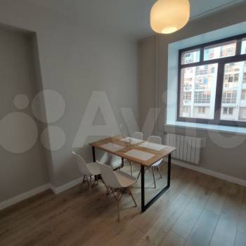 Сдается 1-комнатная квартира, 53 м²