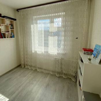 Продается 1-комнатная квартира, 42,2 м²