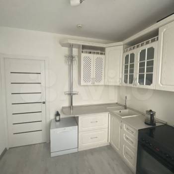 Продается 1-комнатная квартира, 42,2 м²