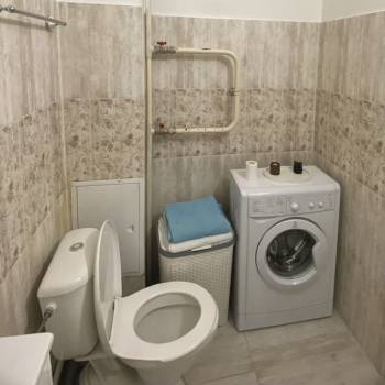 Продается 1-комнатная квартира, 42,2 м²