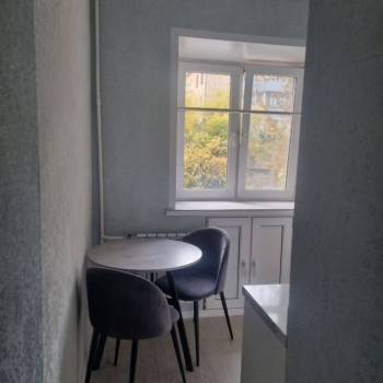 Продается 1-комнатная квартира, 32 м²
