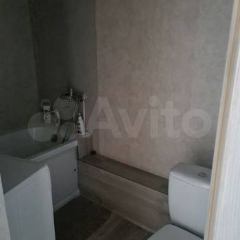 Продается 1-комнатная квартира, 32 м²