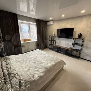 Сдается 1-комнатная квартира, 48 м²