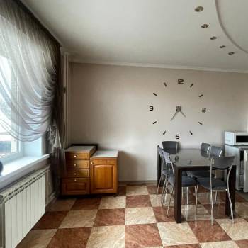 Сдается Многокомнатная квартира, 143 м²