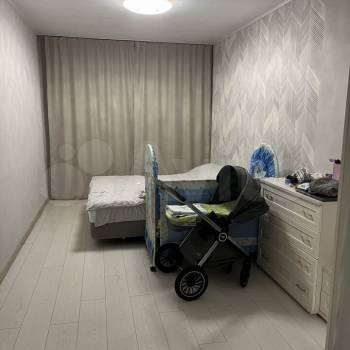 Продается Многокомнатная квартира, 81,7 м²