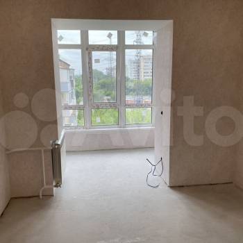 Продается 1-комнатная квартира, 32 м²