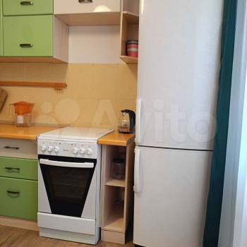 Сдается 1-комнатная квартира, 37 м²