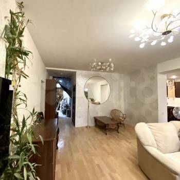 Продается Многокомнатная квартира, 190 м²