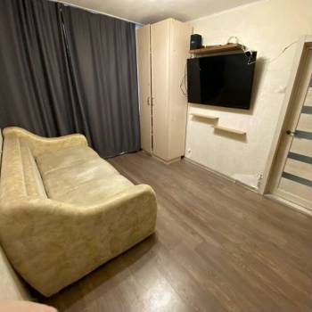 Продается 1-комнатная квартира, 28 м²