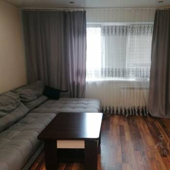 Продается Многокомнатная квартира, 74,8 м²