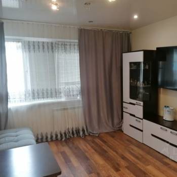 Продается Многокомнатная квартира, 74,8 м²