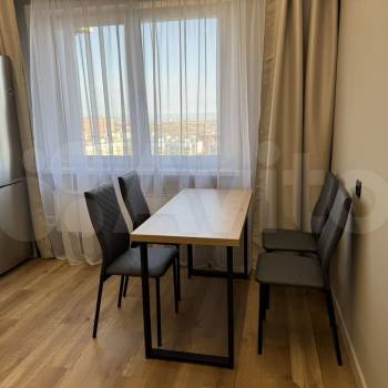 Продается 1-комнатная квартира, 37,2 м²