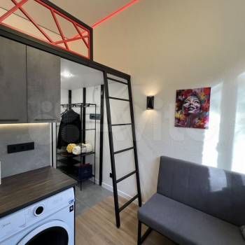 Продается 1-комнатная квартира, 14,3 м²