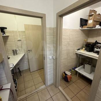 Продается Нежилое помещение, 69 м²