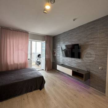 Продается 1-комнатная квартира, 40 м²