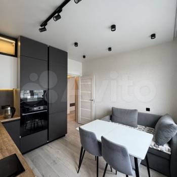 Продается 1-комнатная квартира, 40 м²