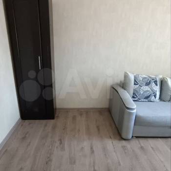 Продается 1-комнатная квартира, 28 м²