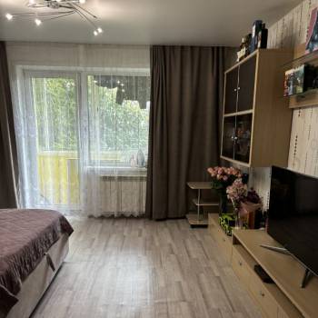 Продается 1-комнатная квартира, 41,1 м²