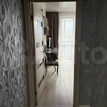 Продается 1-комнатная квартира, 54 м²