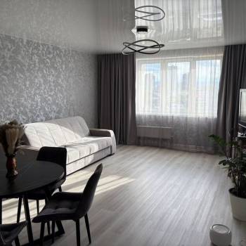 Продается 1-комнатная квартира, 54 м²