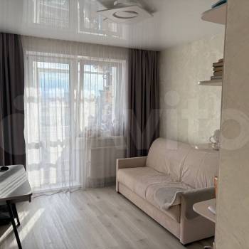 Продается 1-комнатная квартира, 54 м²