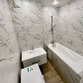 Сдается 1-комнатная квартира, 46 м²