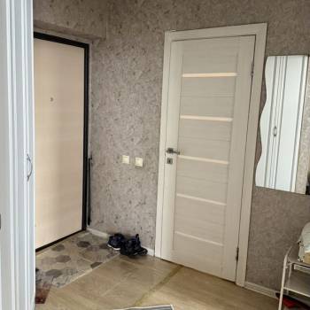 Продается 1-комнатная квартира, 42,5 м²